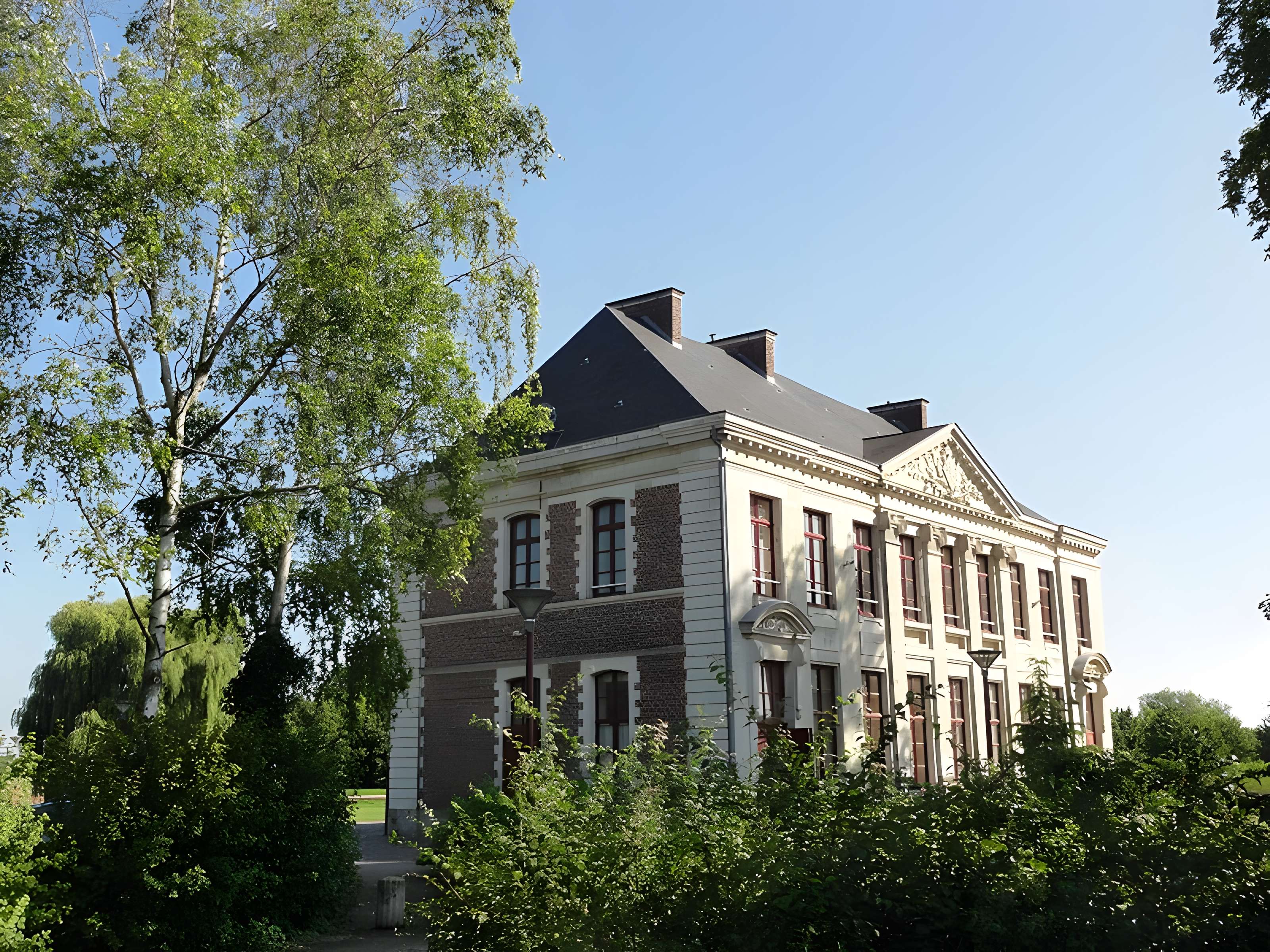 Prieuré Beaurepaire de Somain