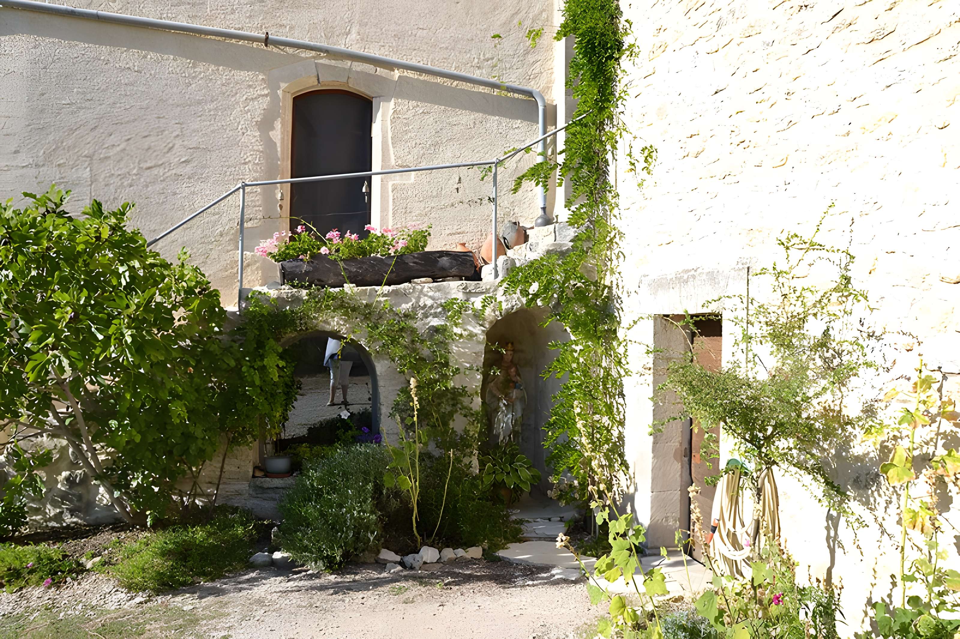 Prieuré de Châteauneuf