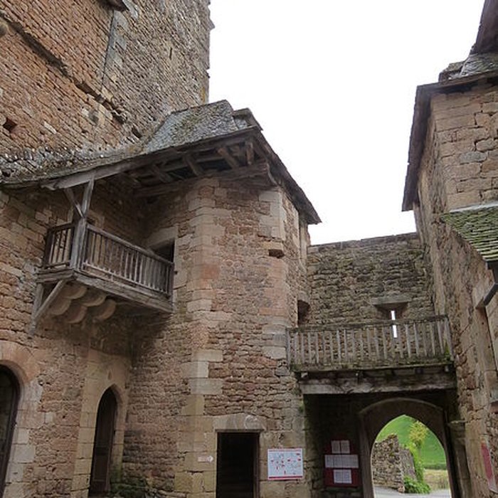 Photo de Château du Colombier à Salles-la-Source