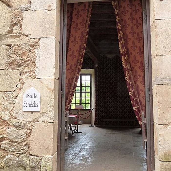 Photo de Château du Colombier à Salles-la-Source