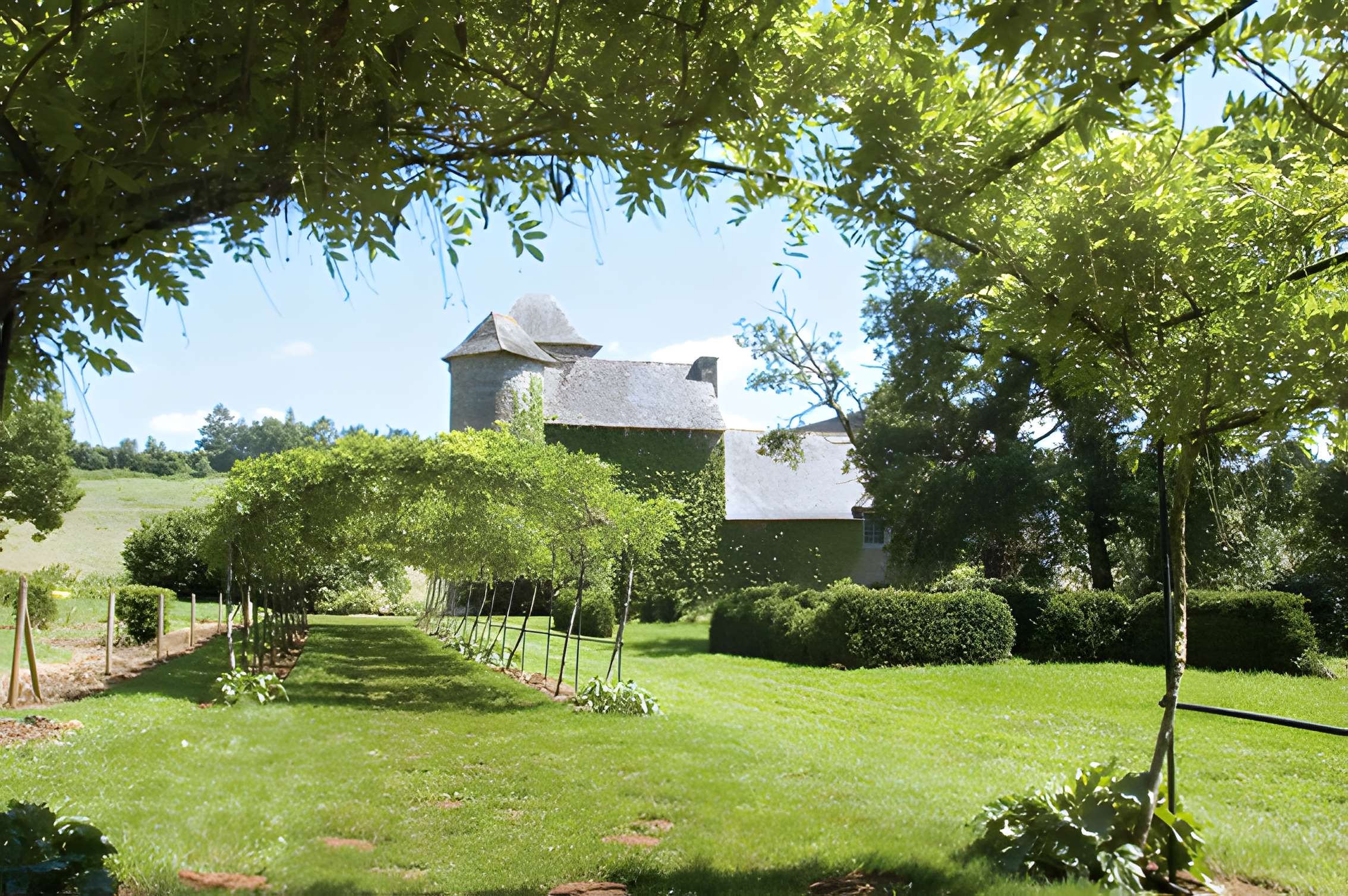 Château du Colombier à Salles-la-Source