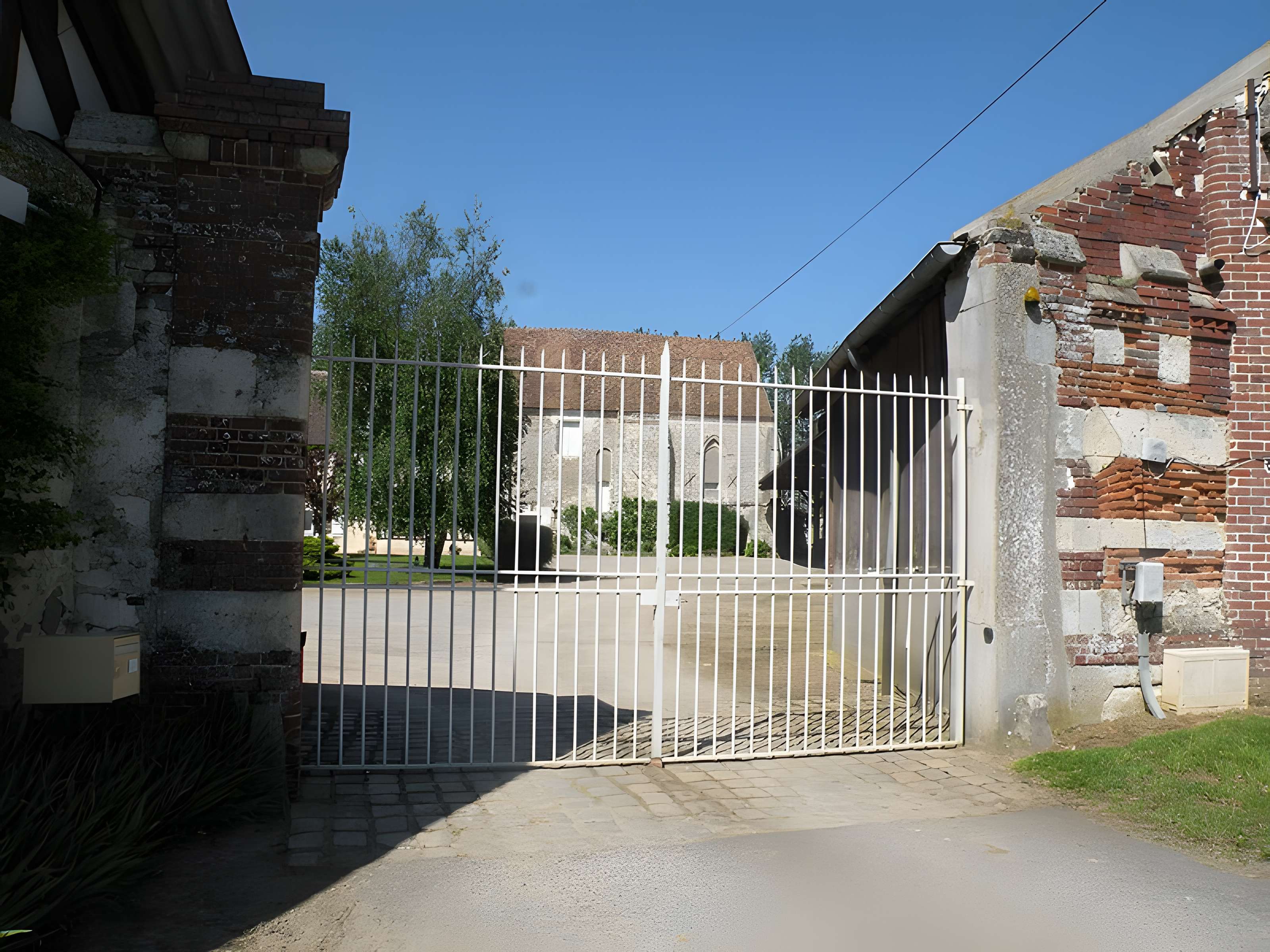 Prieuré de la Trinité du Fay