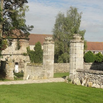 Prieuré Saint-Victor de Bray