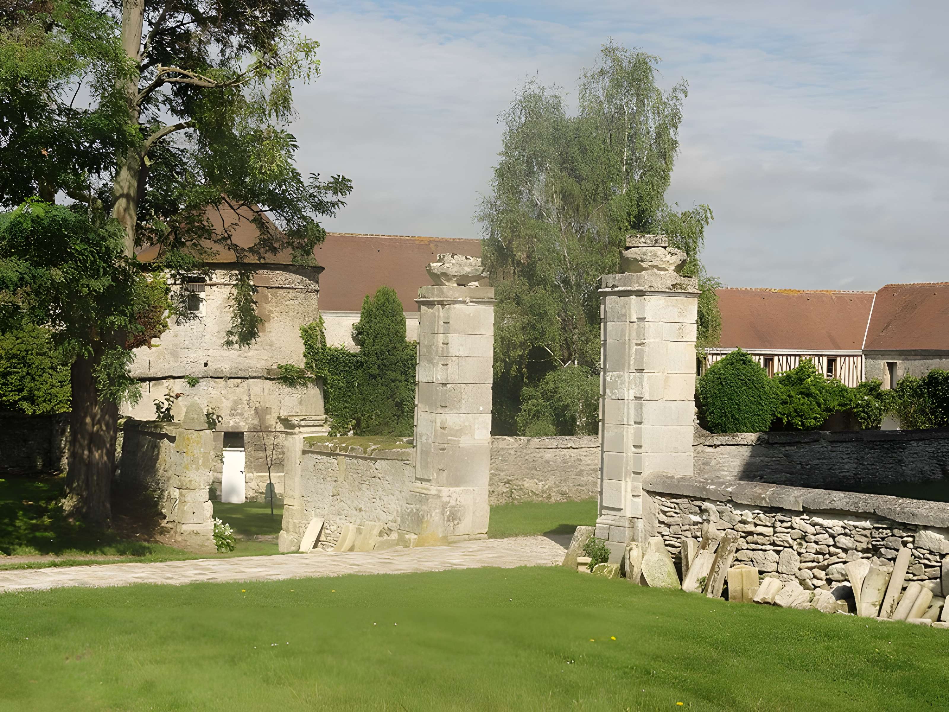 Prieuré Saint-Victor de Bray