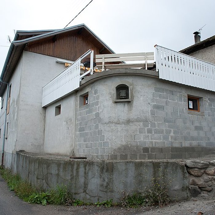 Photo de Sculpture tricéphale de Lugrin