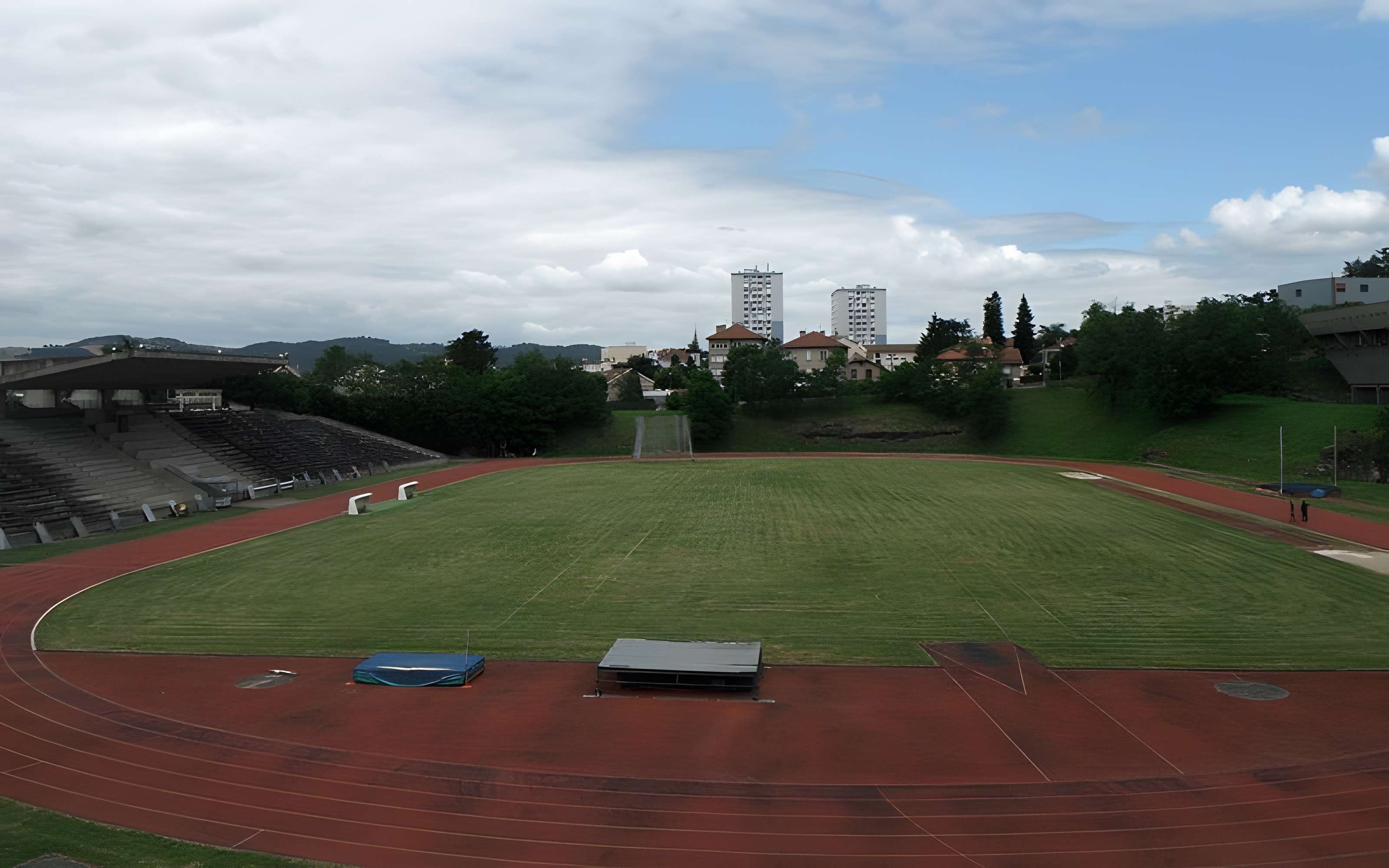 Stade Le Corbusier de Firminy-Vert