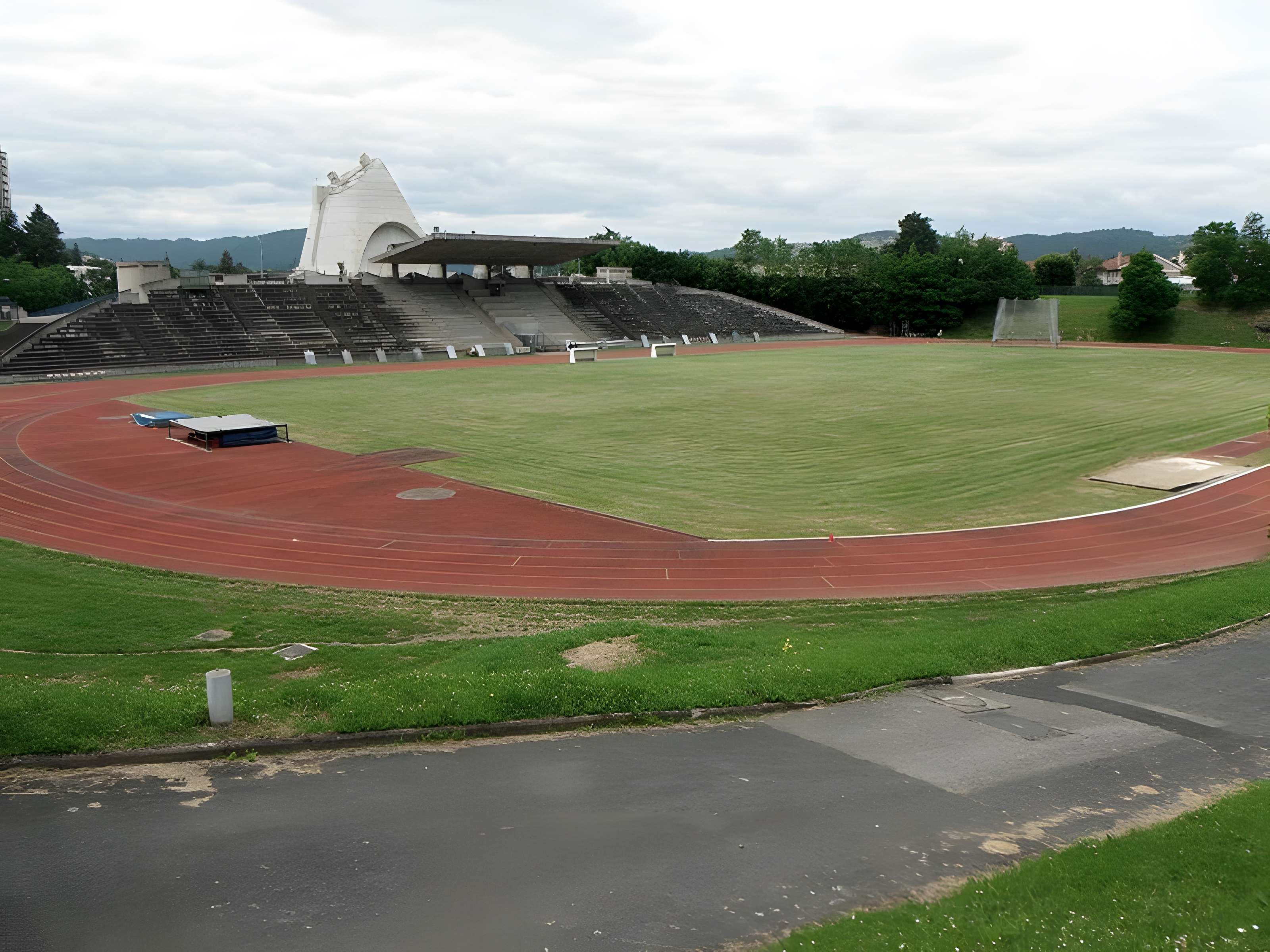 Stade Le Corbusier de Firminy-Vert