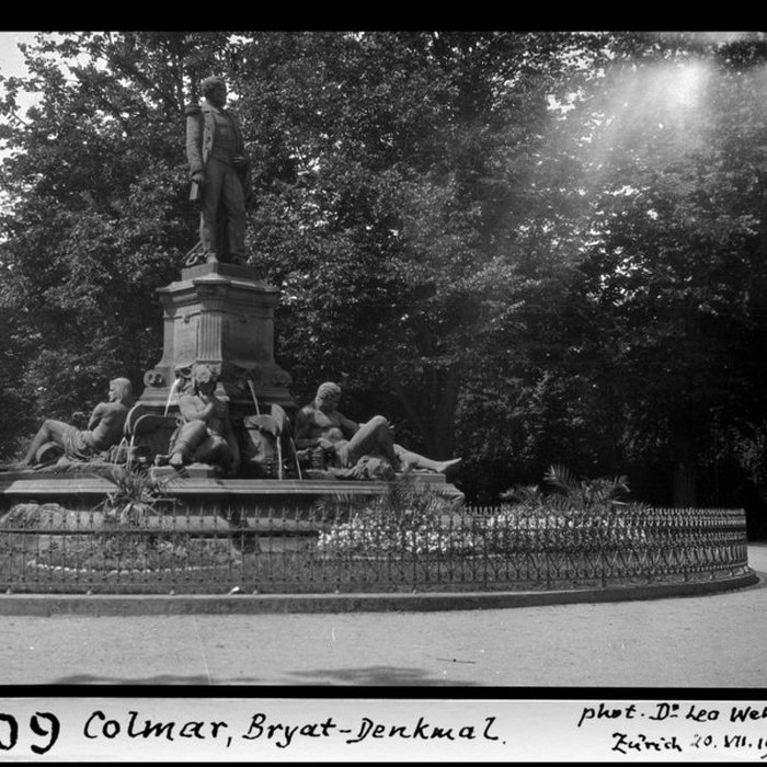 Photo de Statue de lamiral Bruat à Colmar
