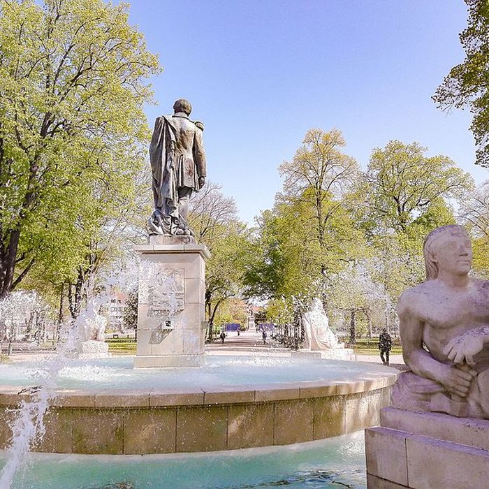 Photo de Statue de lamiral Bruat à Colmar