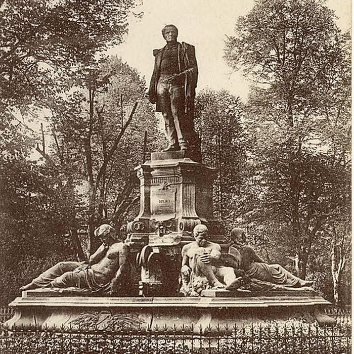 Photo de Statue de lamiral Bruat à Colmar