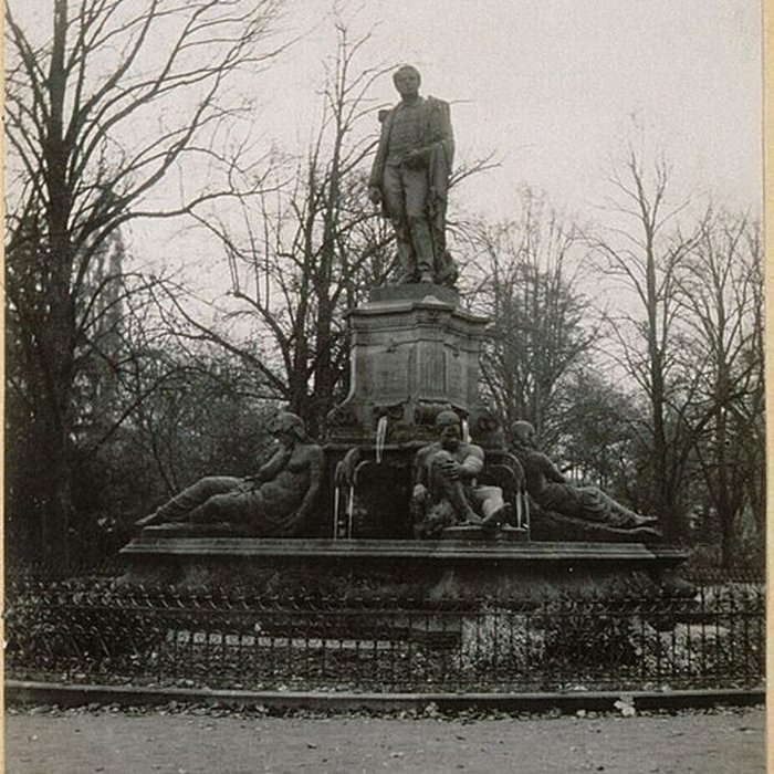 Photo de Statue de lamiral Bruat à Colmar