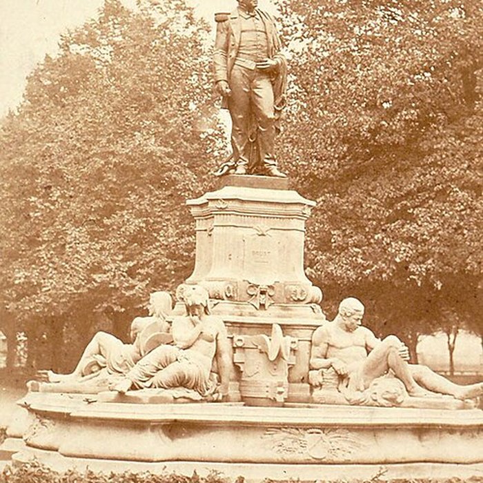 Photo de Statue de lamiral Bruat à Colmar