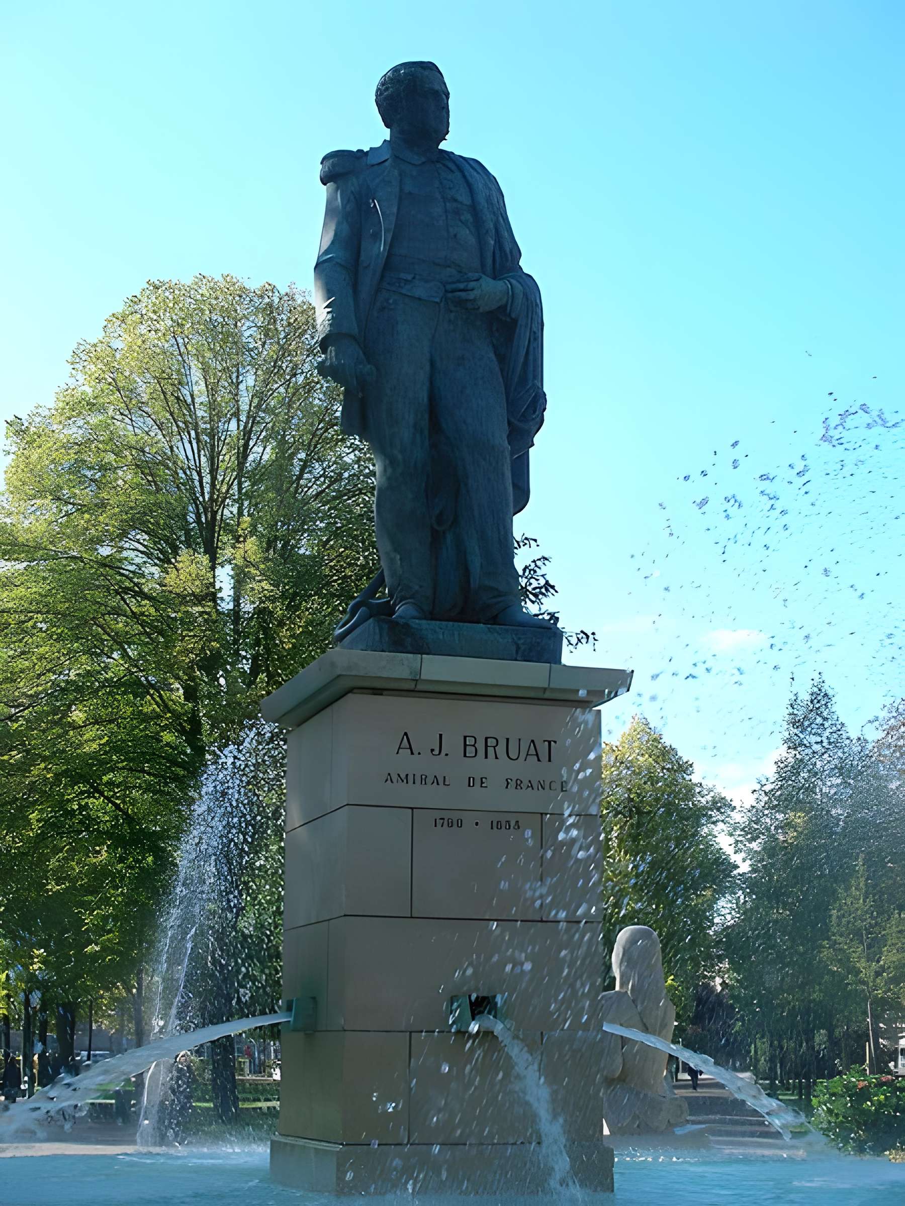 Statue de l'amiral Bruat à Colmar