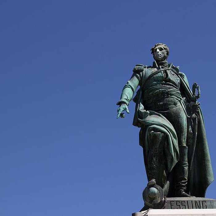 Photo de Monument au Maréchal Masséna