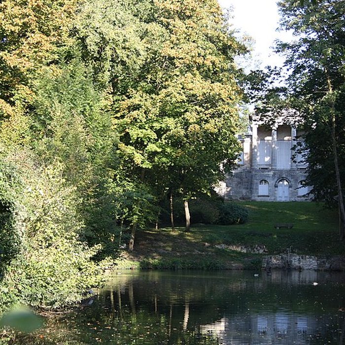 Photo de Temple de la Gloire à Orsay