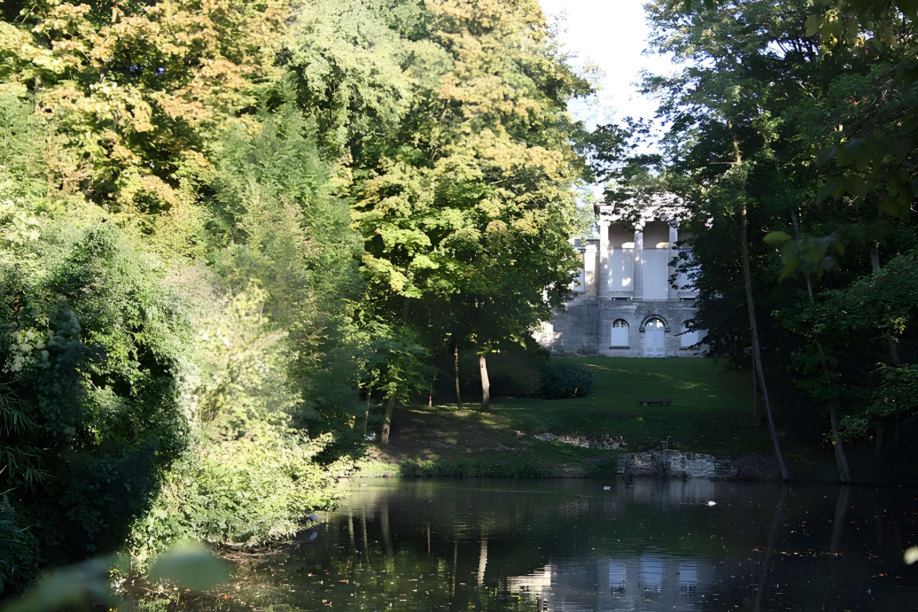 Temple de la Gloire à Orsay