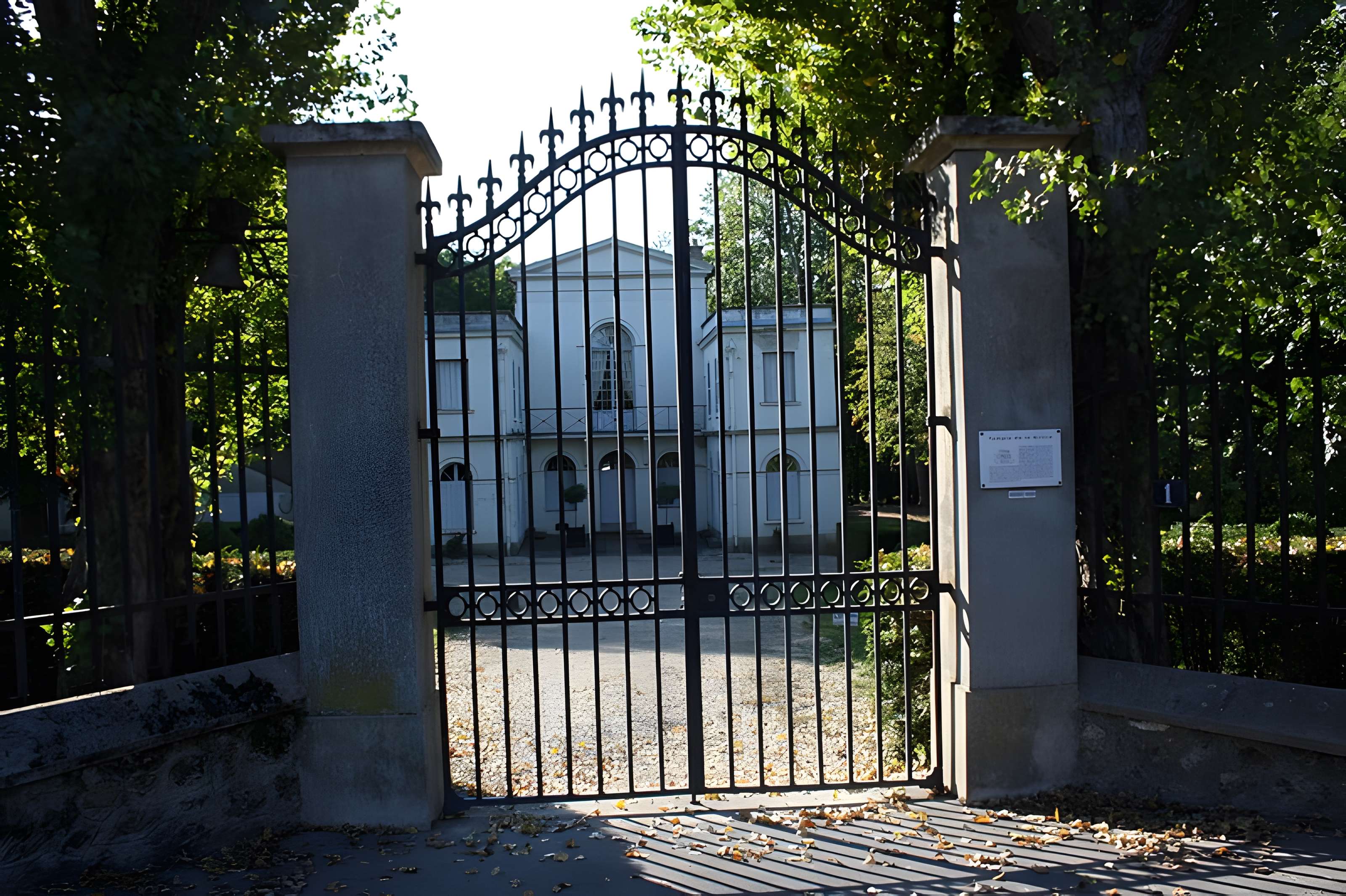 Temple de la Gloire à Orsay