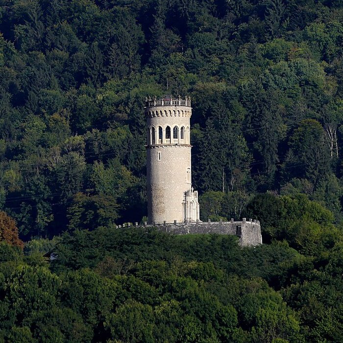 Photo de Tour dAvalon de Saint-Maximin