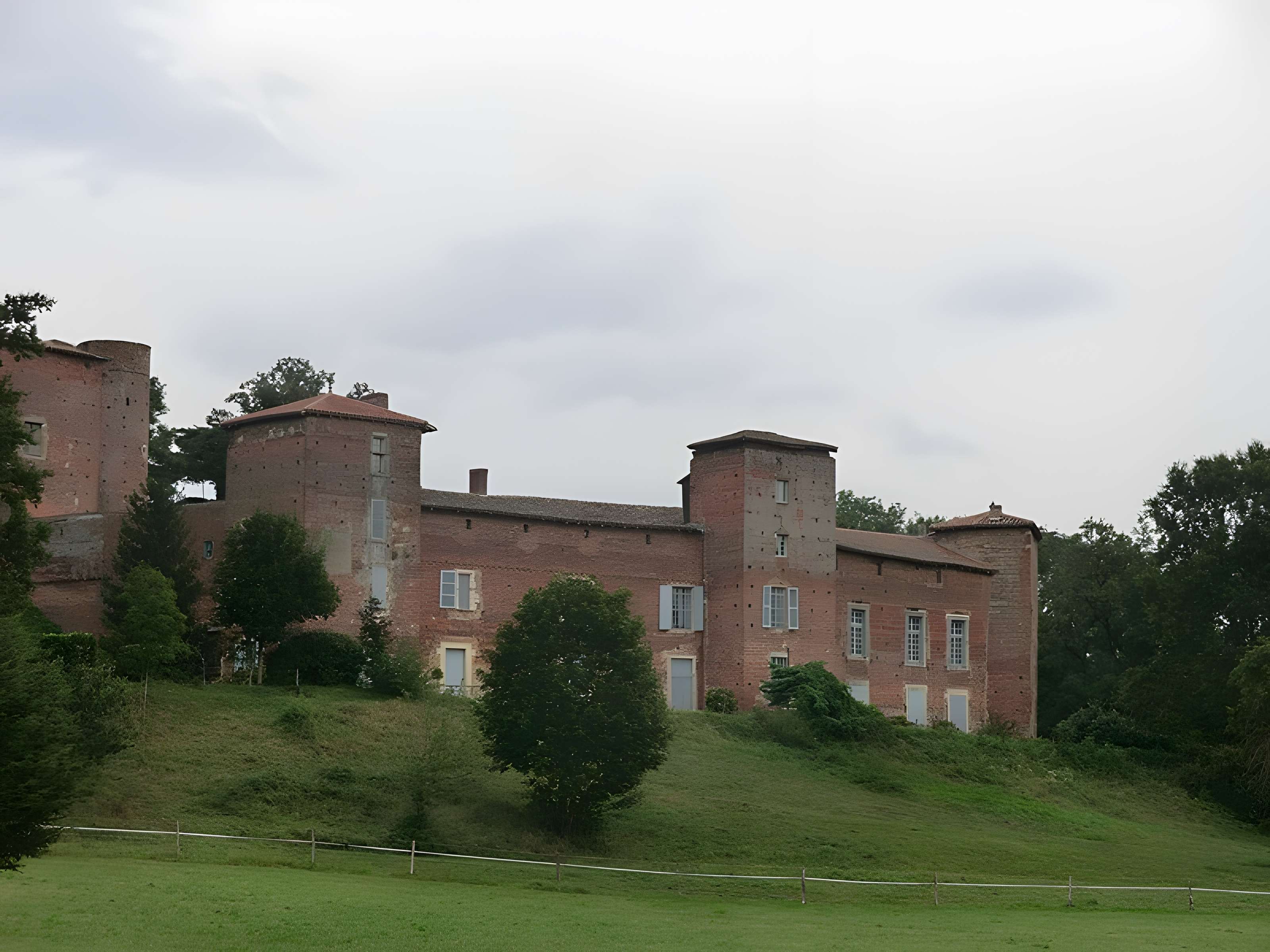 Ensemble castral du Montellier