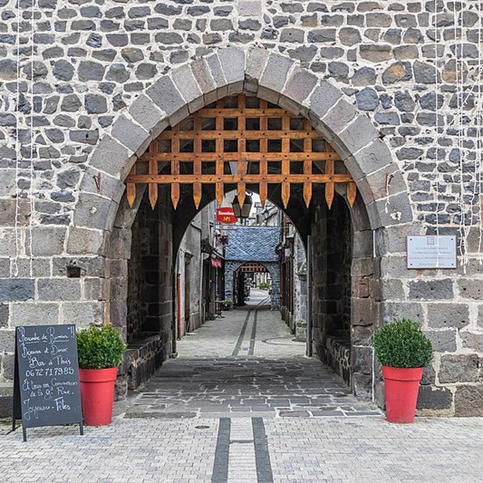 Photo de Tour de Monaco de Mur-de-Barrez