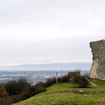 Tour penchée de Soyons