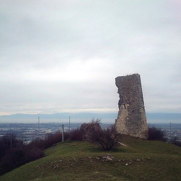 Tour penchée de Soyons