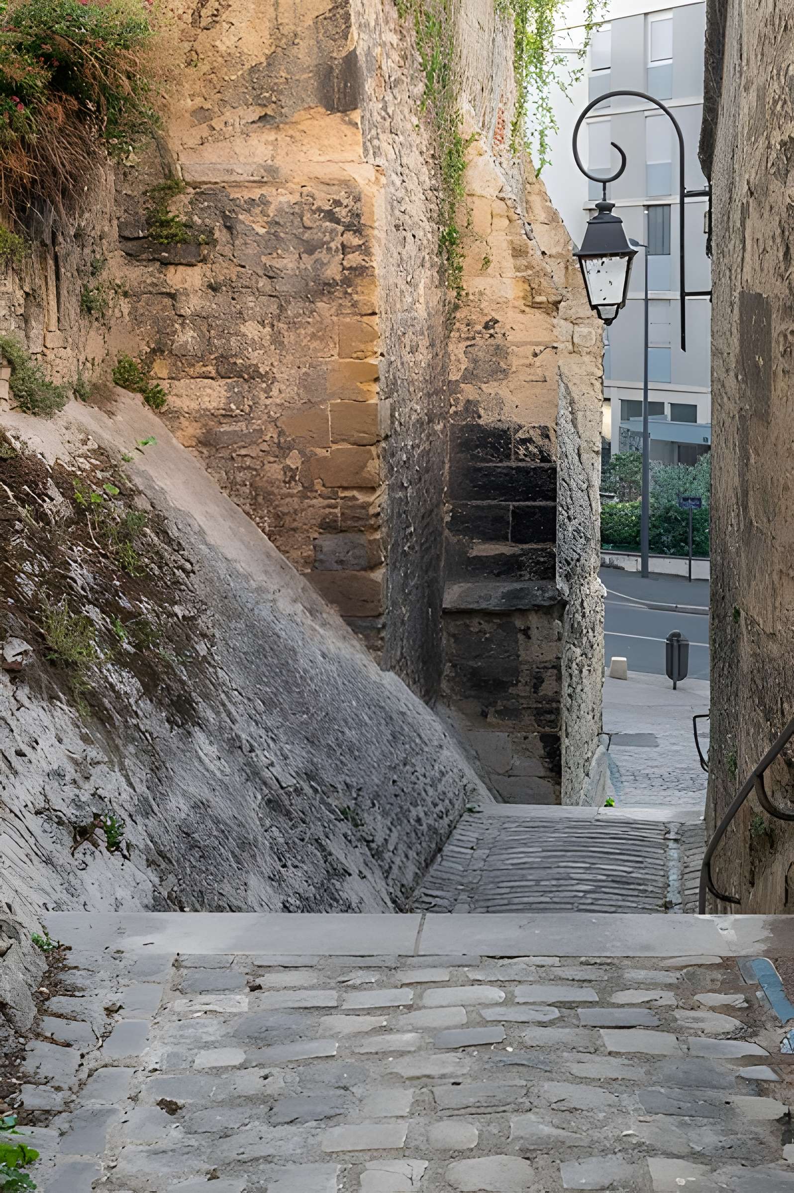 Vestiges des Remparts de Nevers