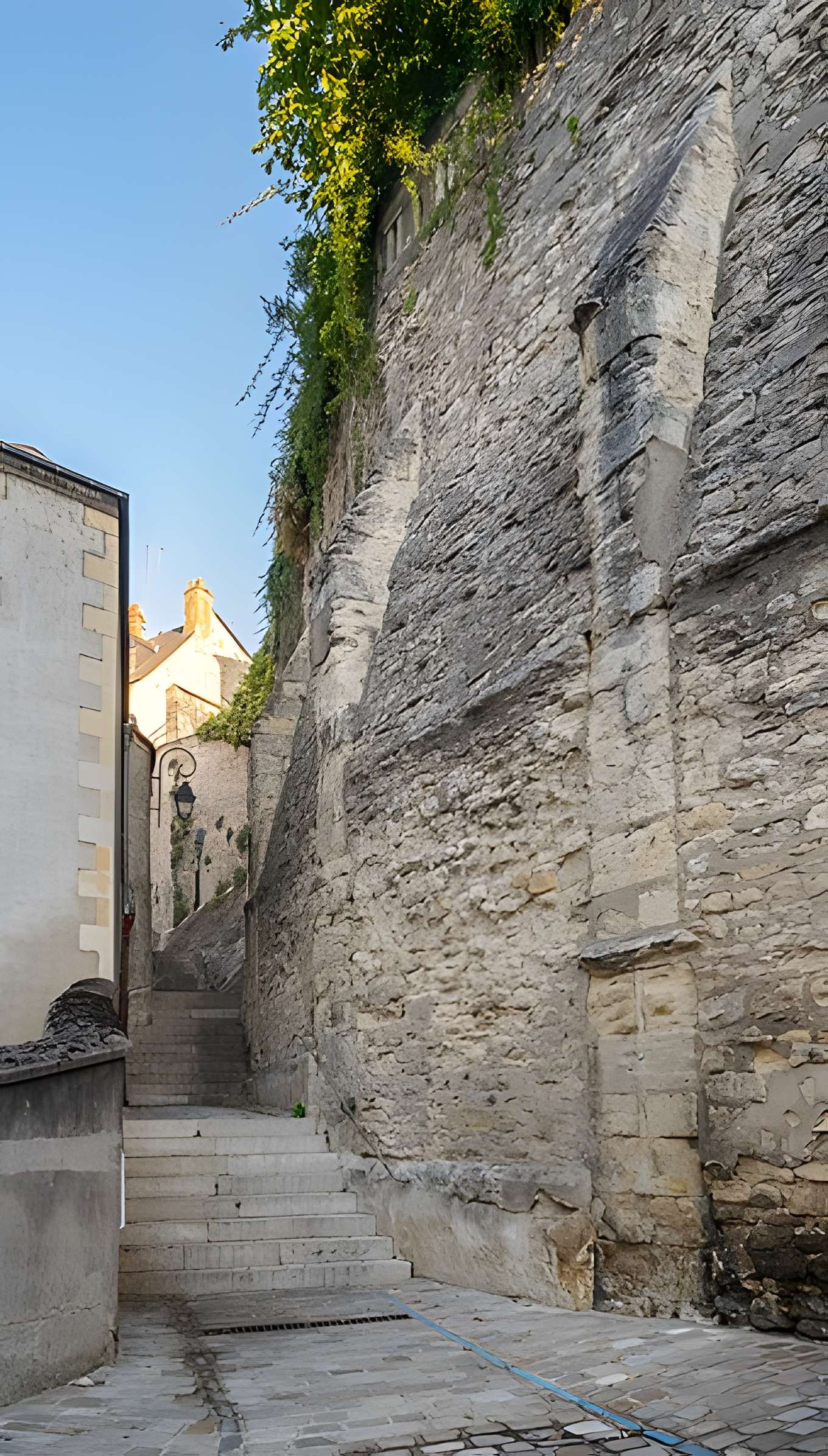 Vestiges des Remparts de Nevers