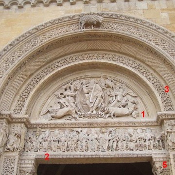 abbaye de charlieu portail xii