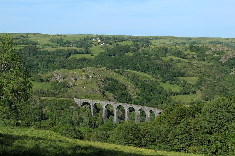 Photo de Viaduc de Barajol à Riom-ès-Montagnes