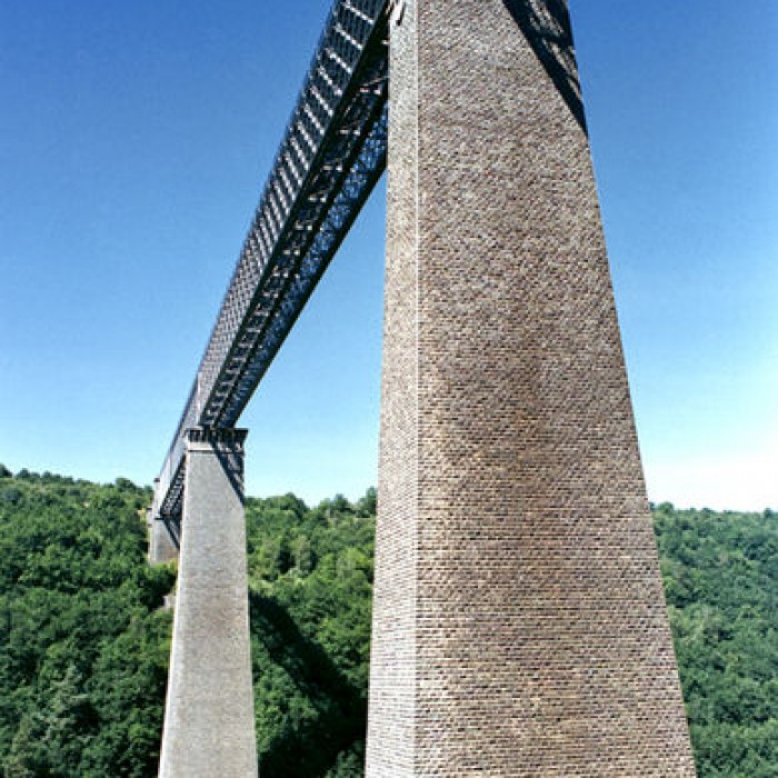 Photo de Viaduc des Fades à Sauret-Besserve