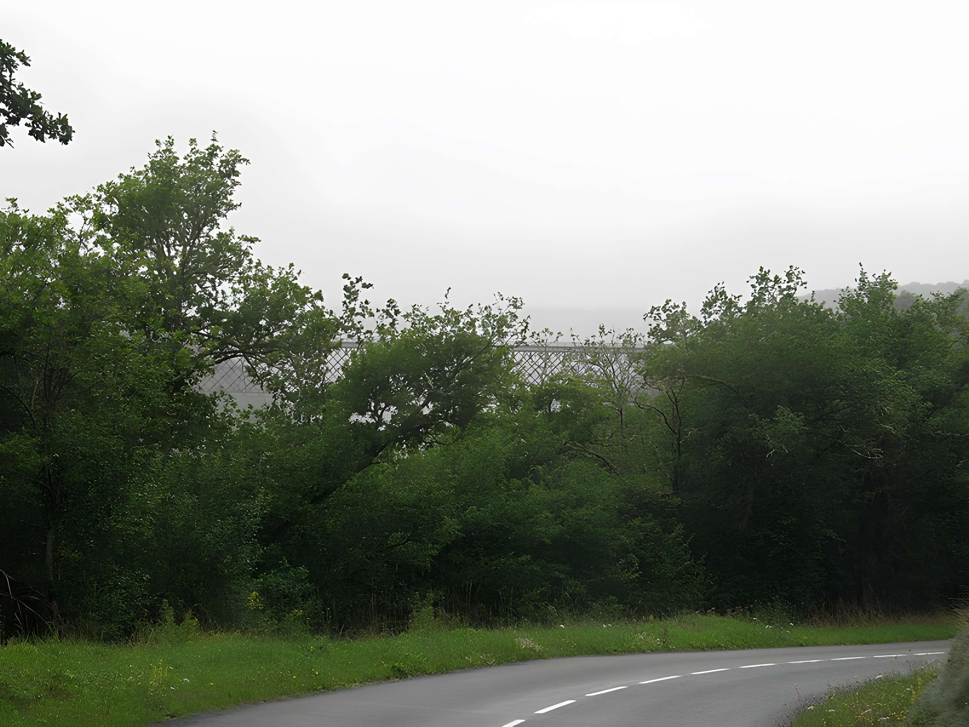 Viaduc des Fades à Sauret-Besserve