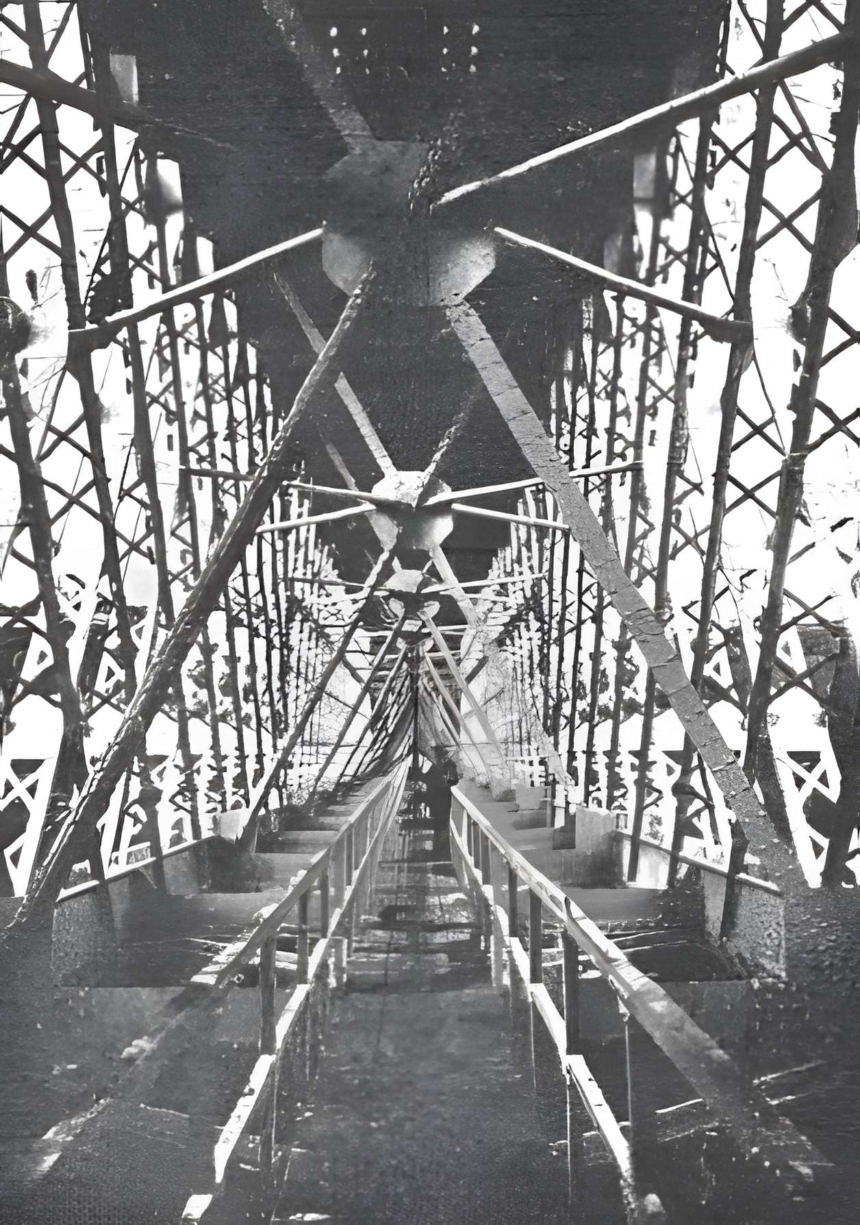 Viaduc des Fades à Sauret-Besserve