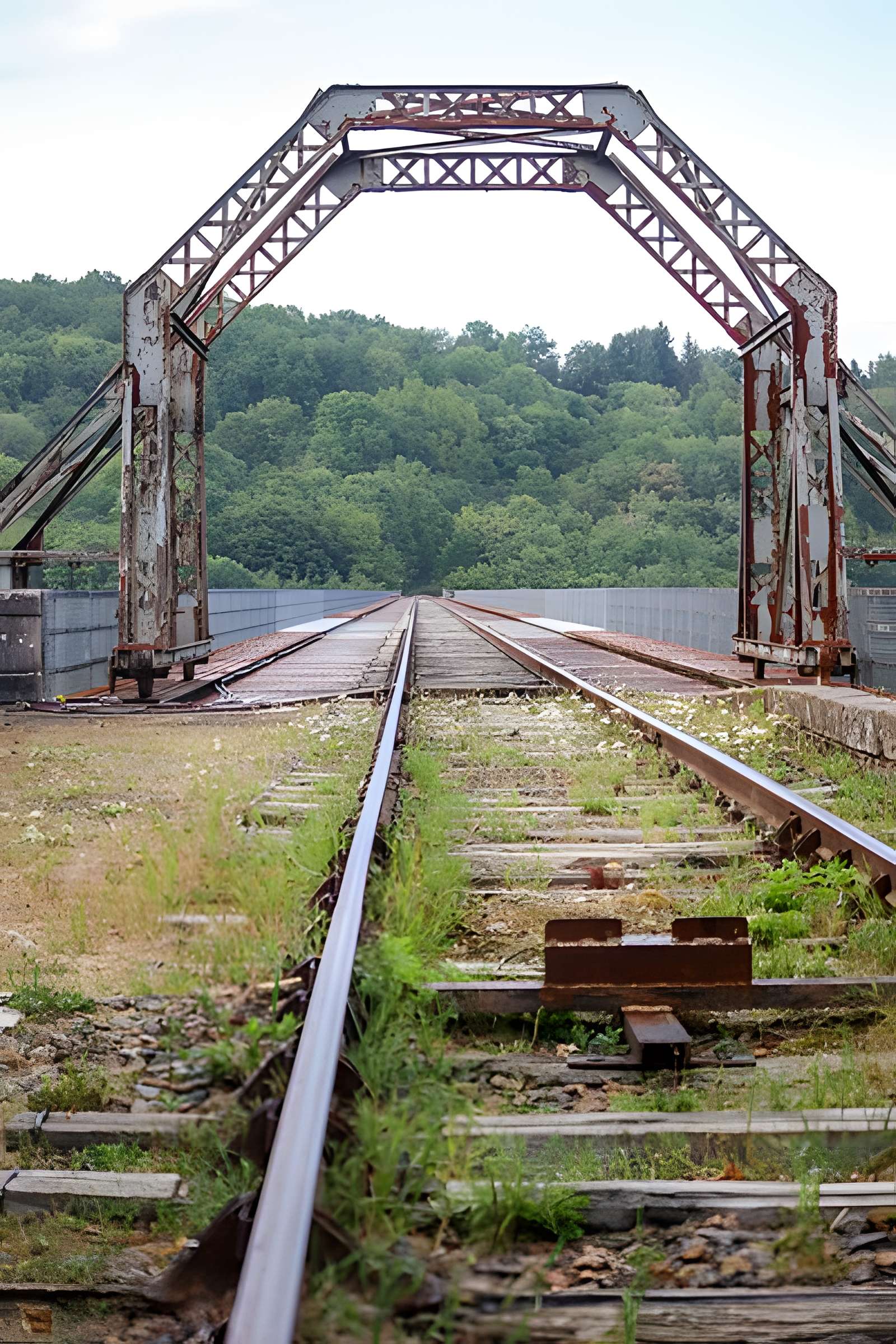 Viaduc des Fades à Sauret-Besserve
