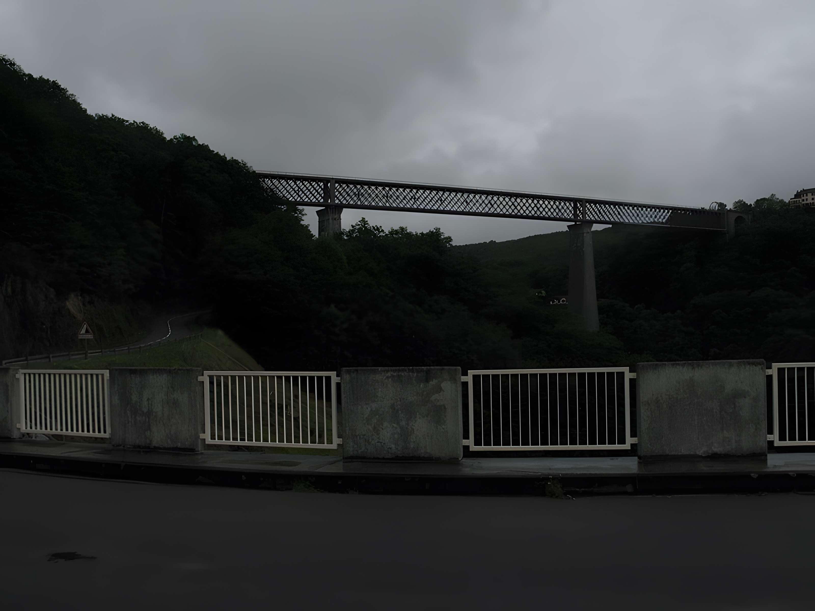 Viaduc des Fades à Sauret-Besserve