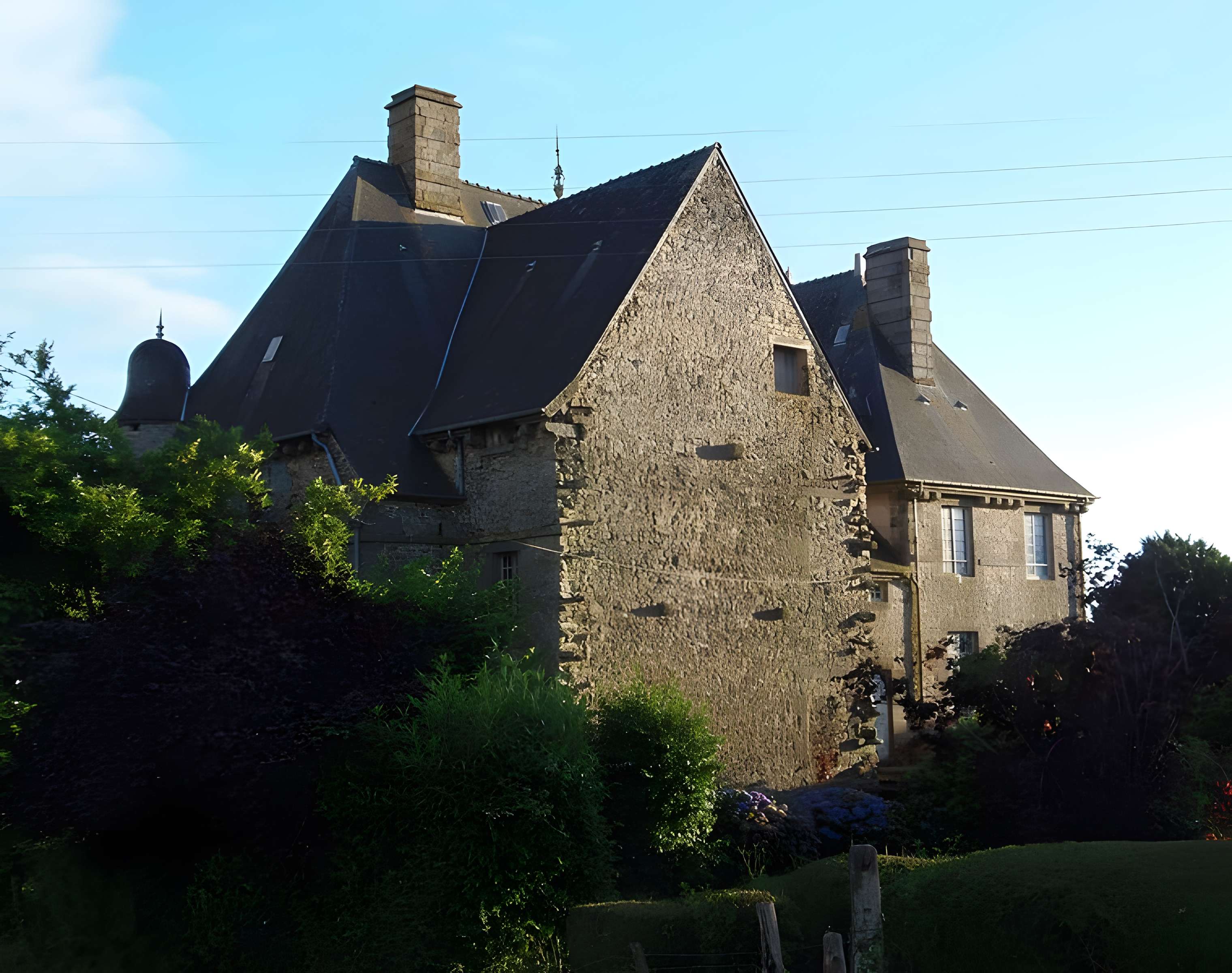 Vieux Manoir de Champsecret 