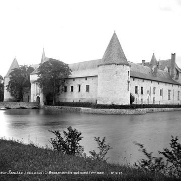Château du Plessis-Bourré