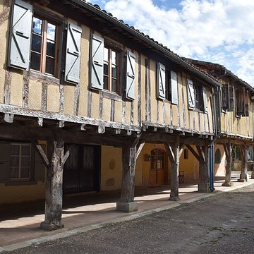 10 Maisons de la bastide à Tillac
