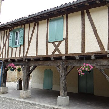 10 Maisons de la bastide à Tillac