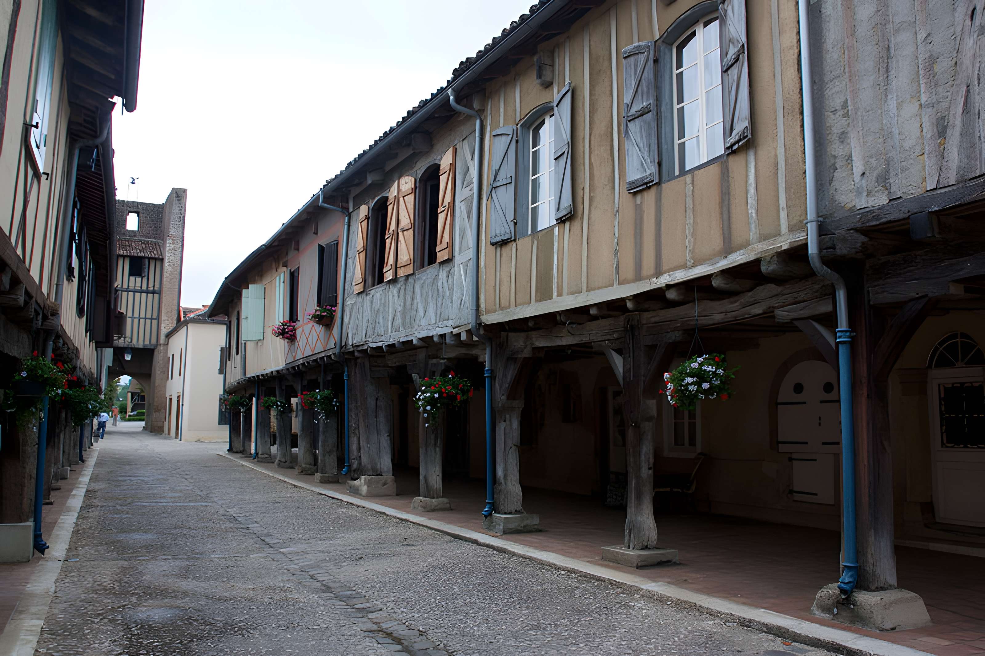 10 Maisons de la bastide à Tillac