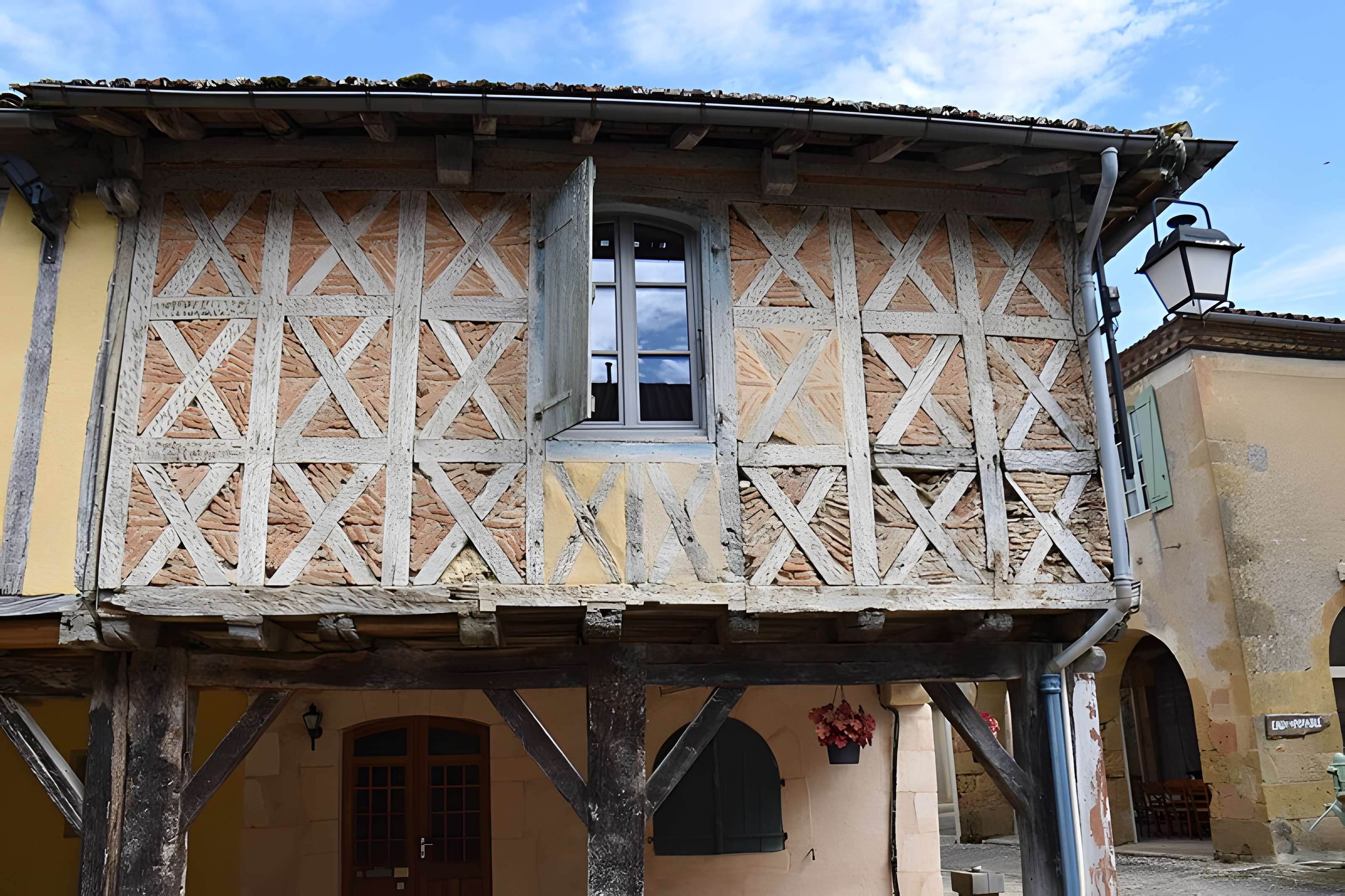 10 Maisons de la bastide à Tillac
