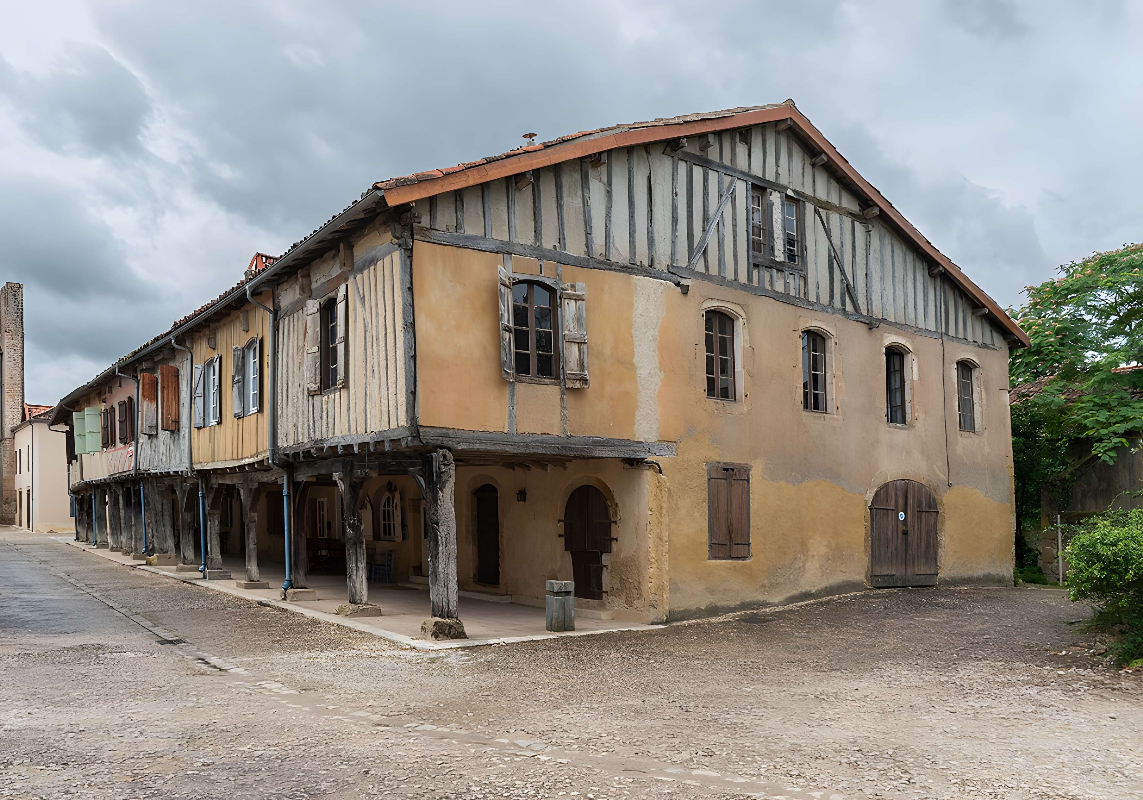 10 Maisons de la bastide à Tillac