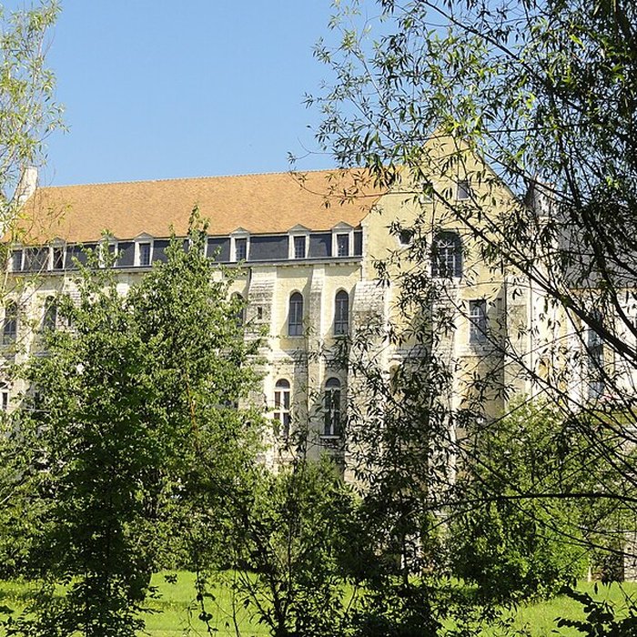 Photo de Abbaye Saint-Séverin de Château-Landon