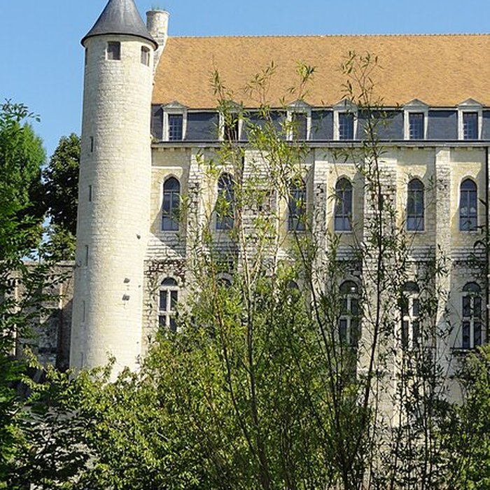 Photo de Abbaye Saint-Séverin de Château-Landon