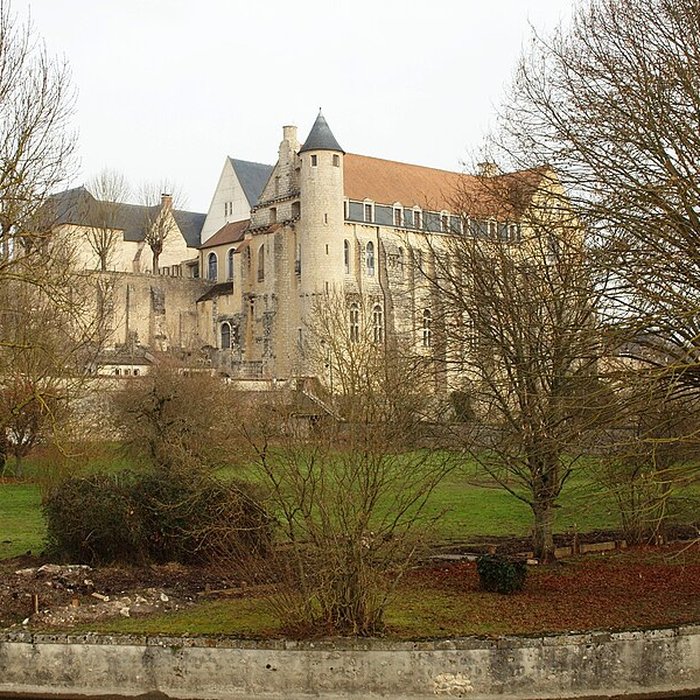 Photo de Abbaye Saint-Séverin de Château-Landon