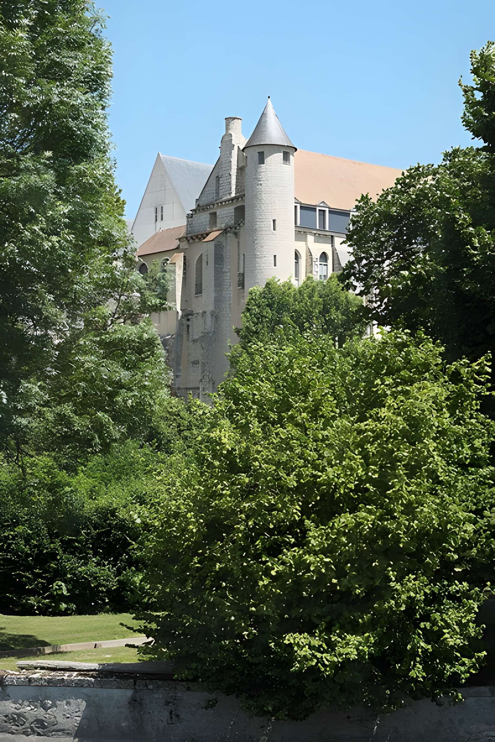 Abbaye Saint-Séverin de Château-Landon