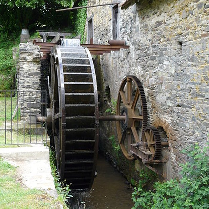 Photo de Ancienne Papeterie de Vaux à Payzac