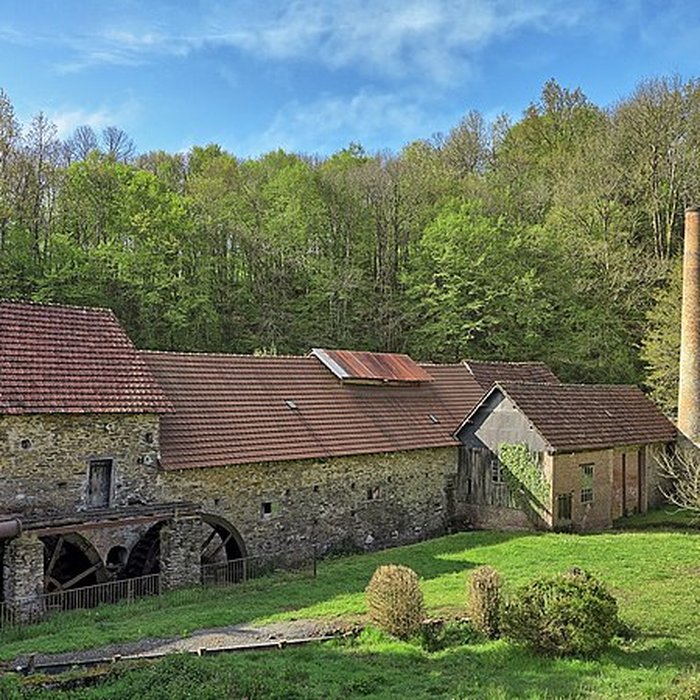 Photo de Ancienne Papeterie de Vaux à Payzac