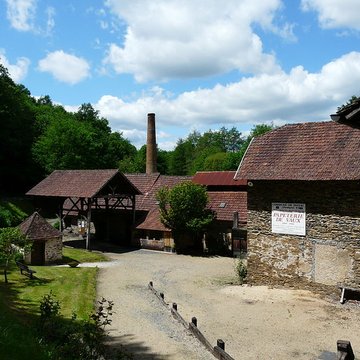 Ancienne Papeterie de Vaux à Payzac