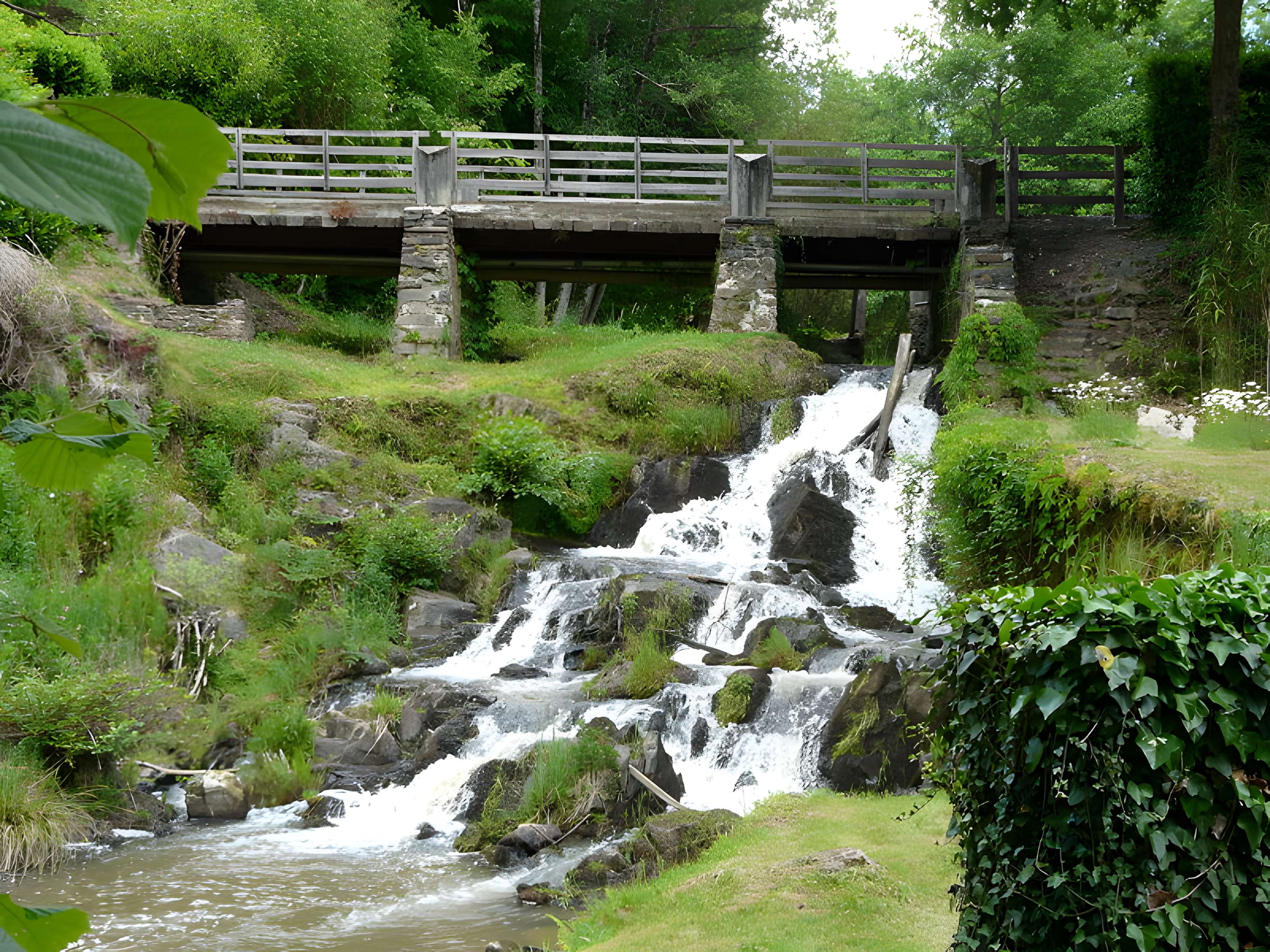 Ancienne Papeterie de Vaux à Payzac